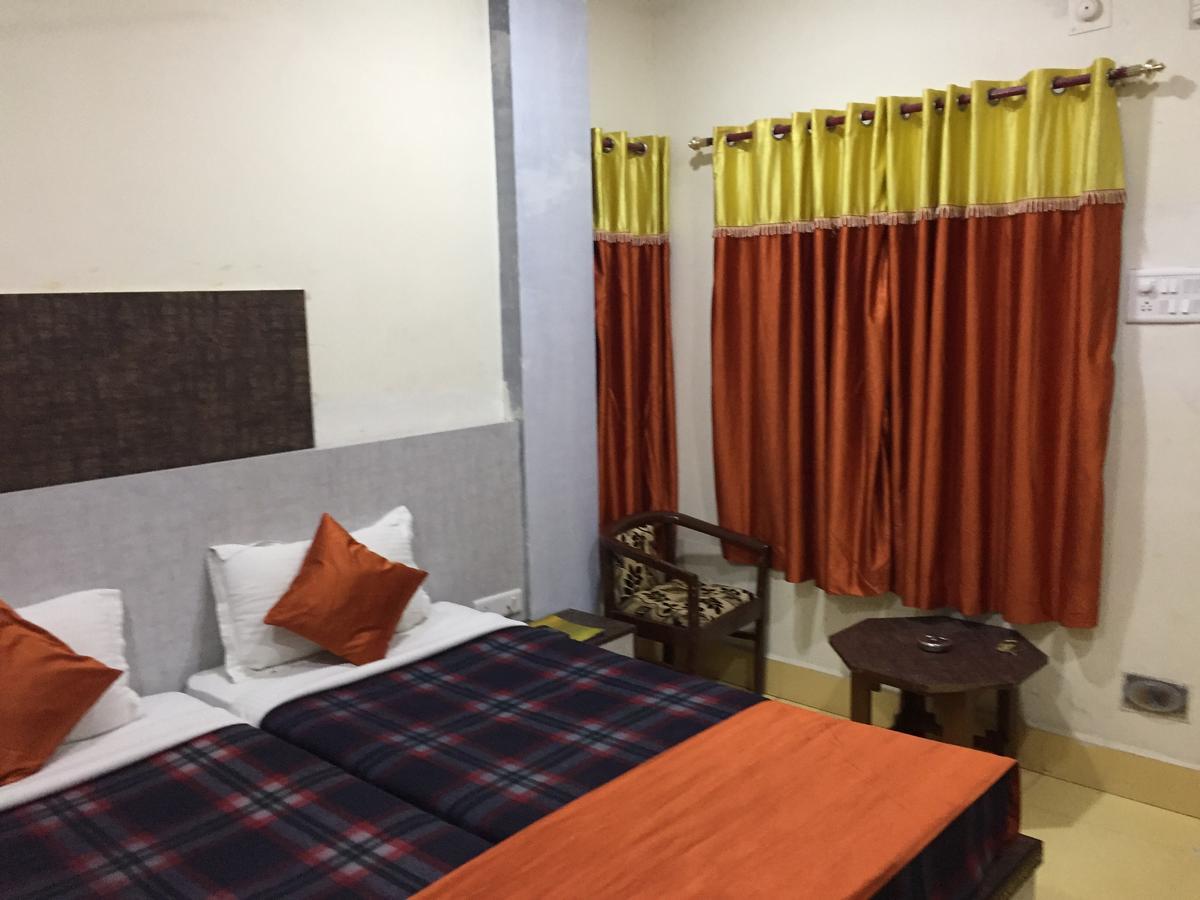 Hotel Lara India Varanasi Exterior foto